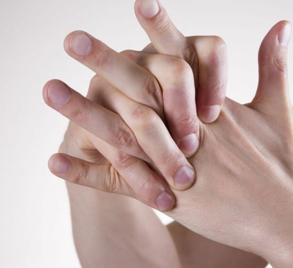 formigamento nas mãos